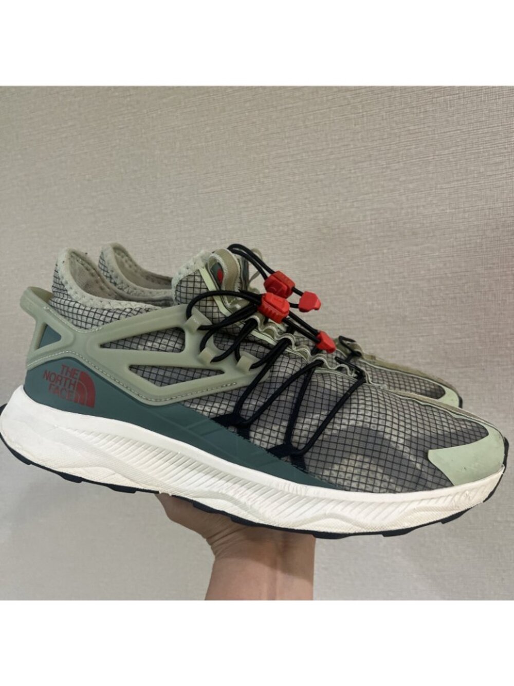 The North Face Oxeye Tech Men's Hiking Running Shoes Size 10.5 green - Picture 2 of 7